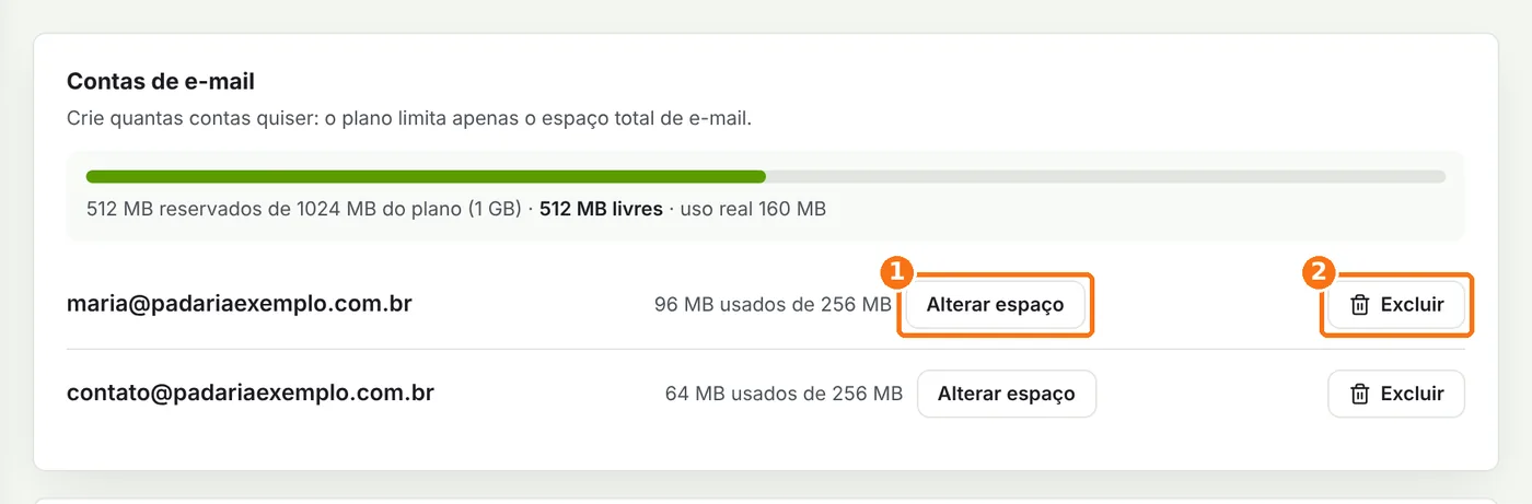 Lista de contas de e-mail com os botões Alterar espaço e Excluir destacados