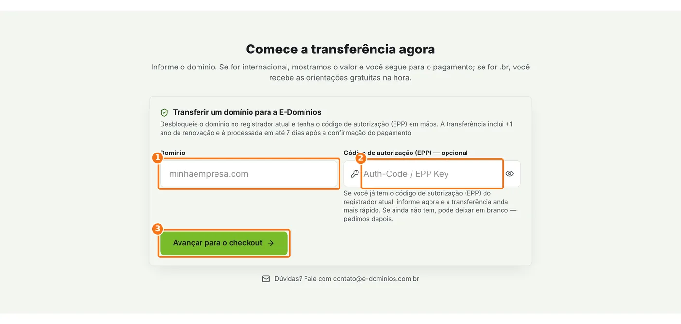 Formulário de transferência com os campos de domínio e chave EPP e o botão Avançar para o checkout destacados